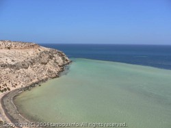 イーグルブラフ