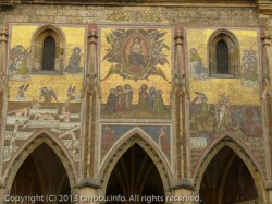 聖ヴィート大聖堂の外壁