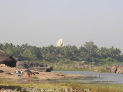 ヴィルパクシャ寺院
